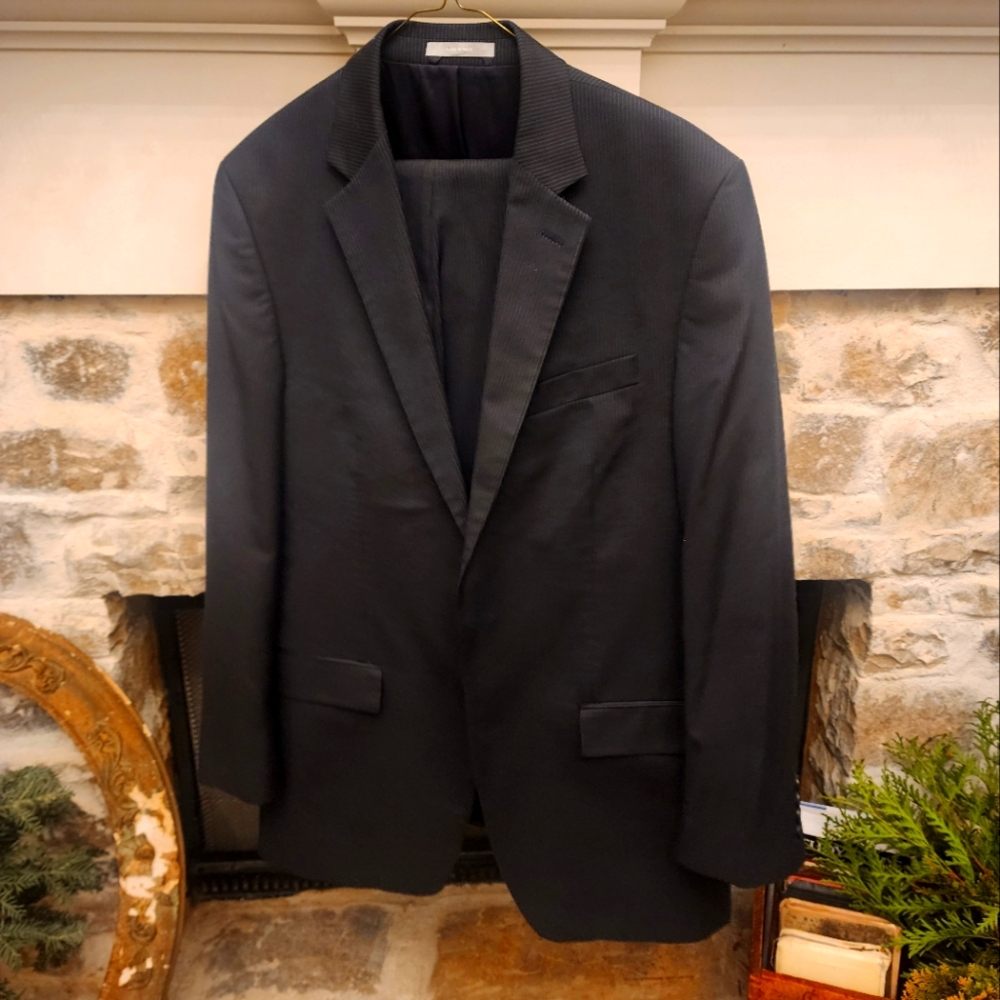 Michael Kors 2 pice suit